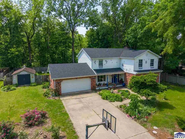 737 E Cambridge Dr, Terre Haute, IN 47802