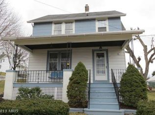 57 W 6th St, Waynesboro, PA 17268