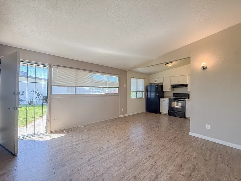 2115 W Devonshire Ave, Phoenix Az — Photo 64