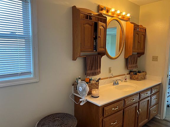 5th image of 2570 Stagecoach Rd