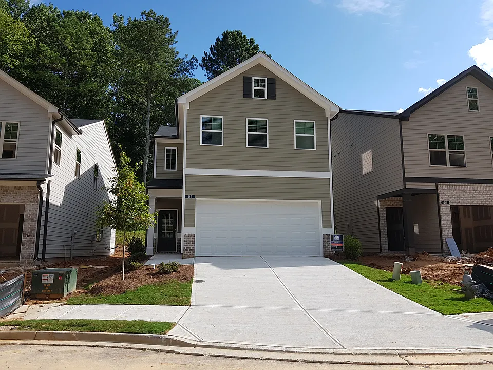 52 Wesley Way N