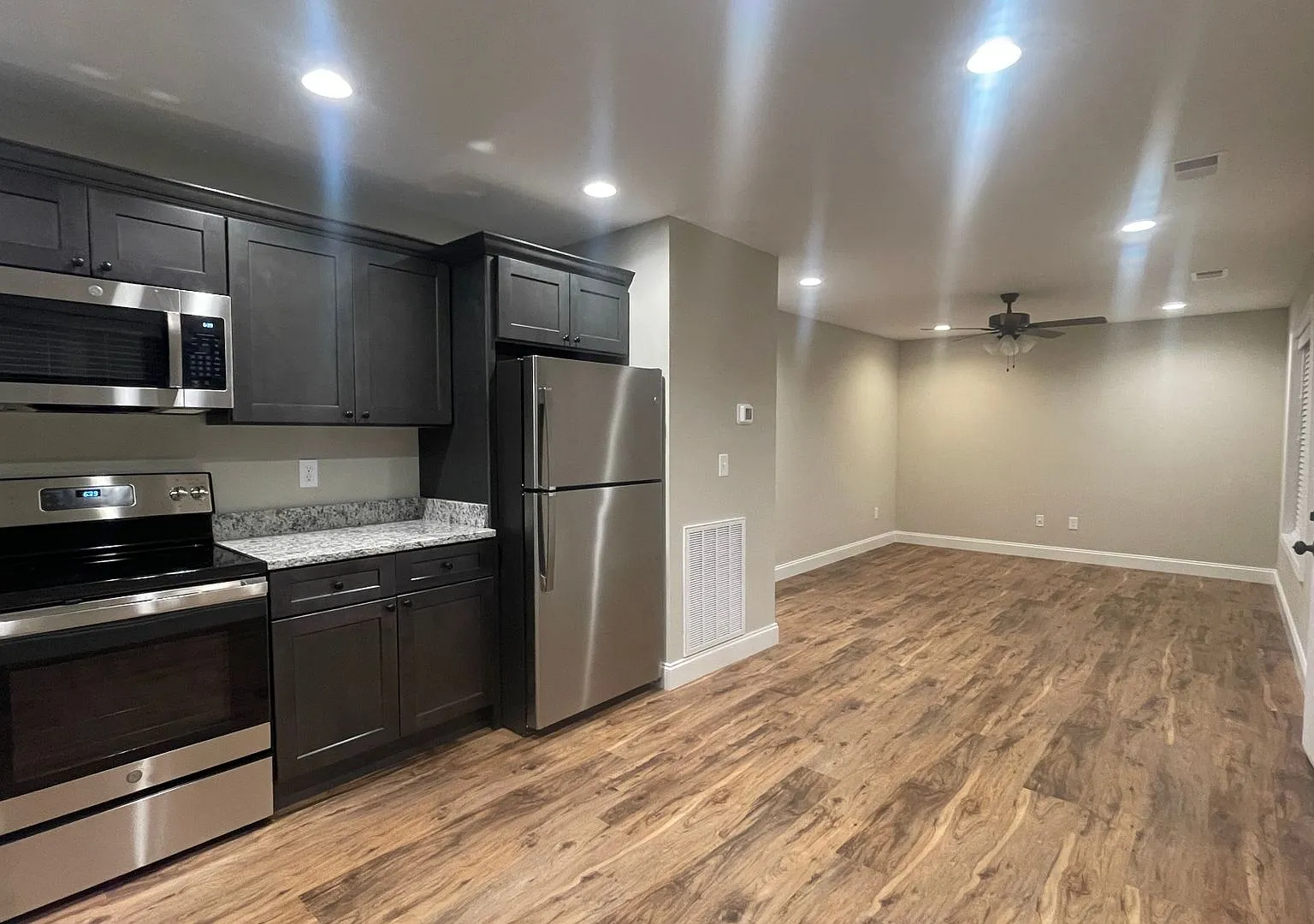 Duplex — Photo 4