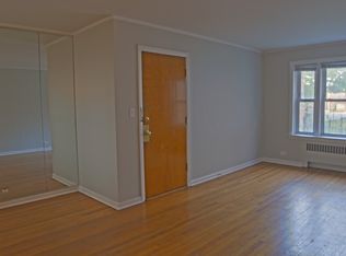 1522 N Harlem Ave APT 1S, River Forest, IL 60305