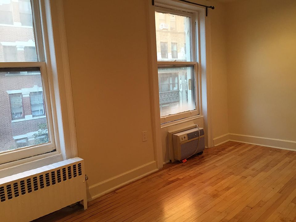 1st image of 54 Livingston St APT 9