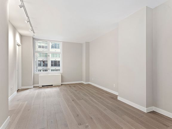 4th image of 188 E 70th St APT 5E