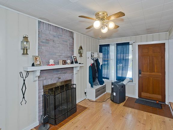 5th image of 14 Bliss Rd