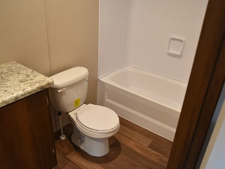 10204 Bamboo Ln #4 — Photo 8