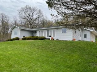 N3590 Hiawatha Rd, Monroe, WI 53566