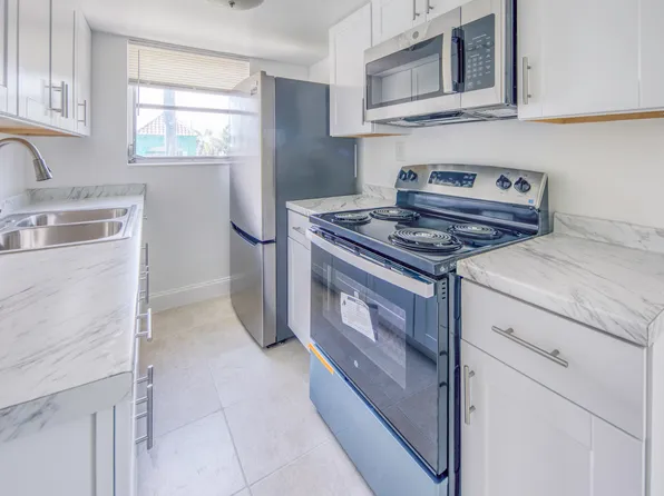 201 S J St APT 12, Lake Worth, FL 33460
