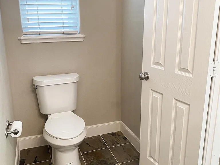 3227 Damico St — Photo 11