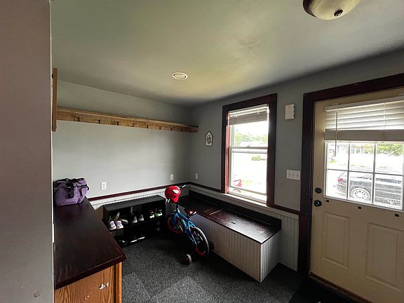 2nd image of 1103 Kilbourn Ave