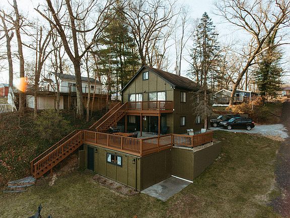 2nd image of 2500 N Bauer Ave