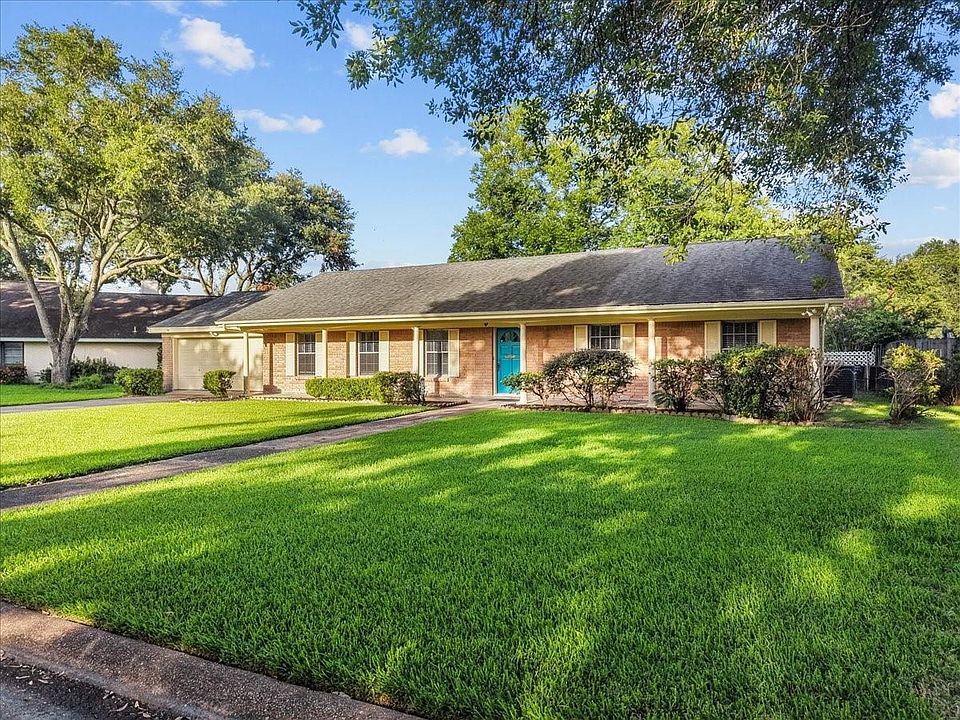 1st image of 1712 Tara Cir
