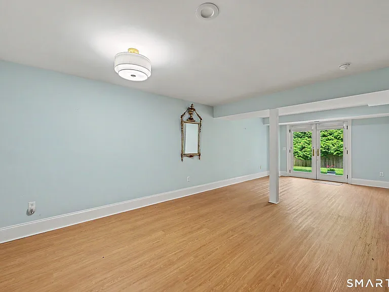 1 Silvermine Rdg — Photo 32
