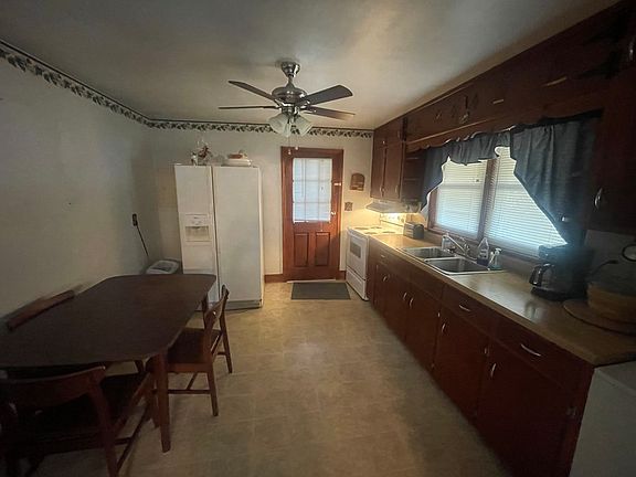 5th image of 314 Terry Ave