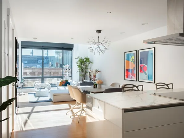 45 Province St APT 910, Boston, MA 02108