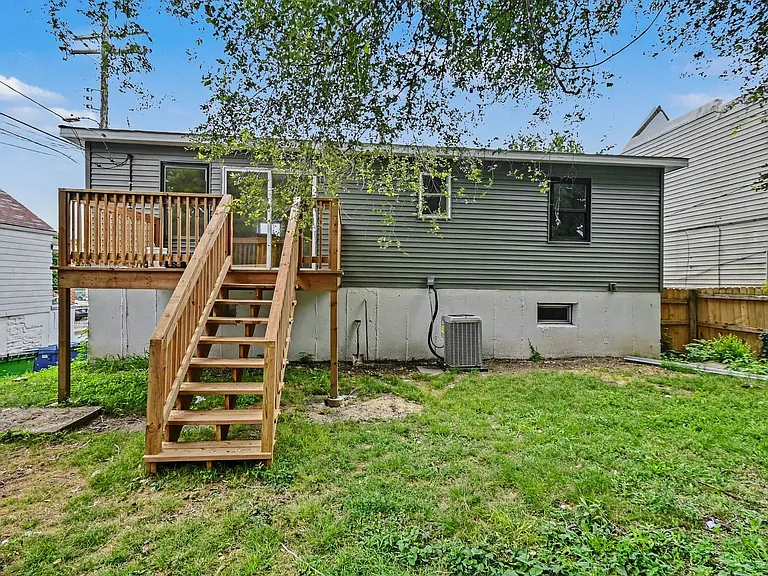 2629 Brannon Ave — Photo 1