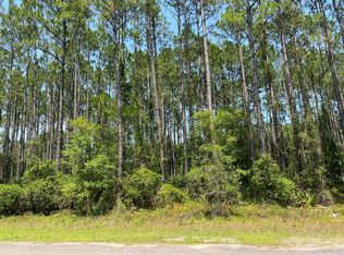 17 Kal Ln, Carrabelle, FL 32322