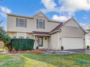 650 Harrison Rd, Perrysburg, OH 43551