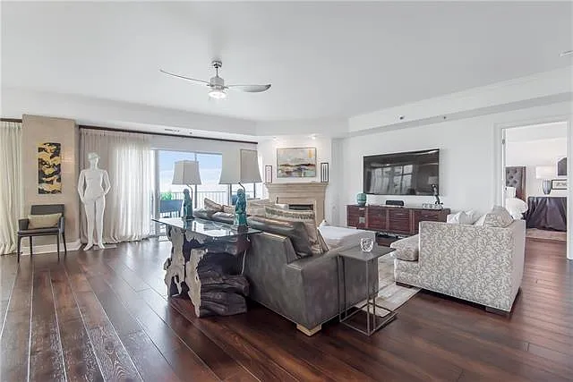 3901 Ridgelake Dr #4A — Photo 14