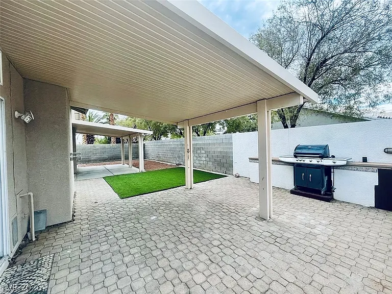 4417 Cinema Ave — Photo 22