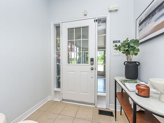 4th image of 5624 Freshwater Dr