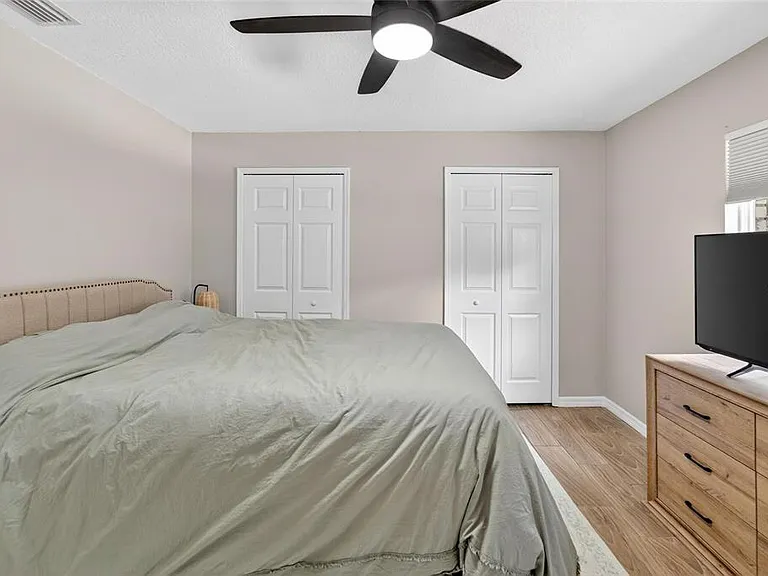 5502 Peach Ave — Photo 27