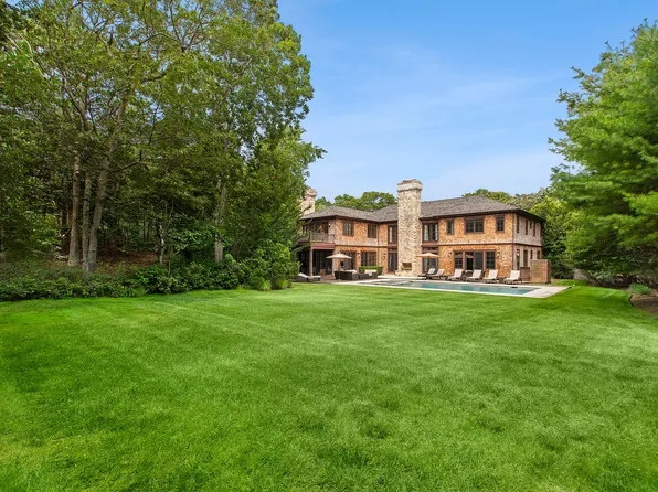 20 Devonshire Ln, Amagansett, NY 11930