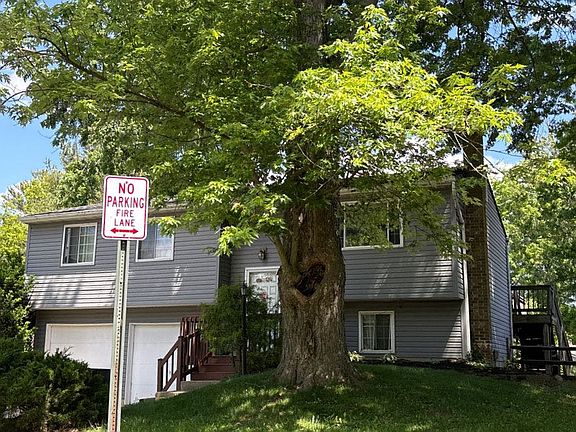 2nd image of 8720 Exeter Pl