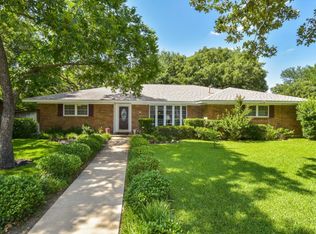 2207 Ravinia Dr, Arlington, TX 76012
