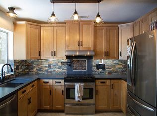 19730 Ferretti Rd, Groveland, CA 95321