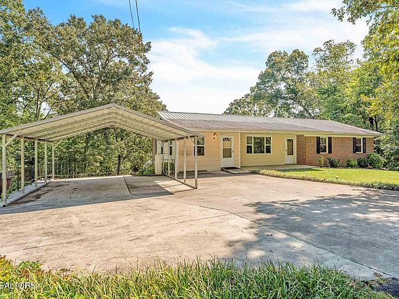 2nd image of 228 Crestwood Dr