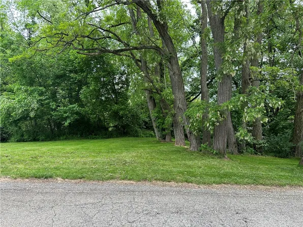 625 Hall Rd, Beaver, PA 15009