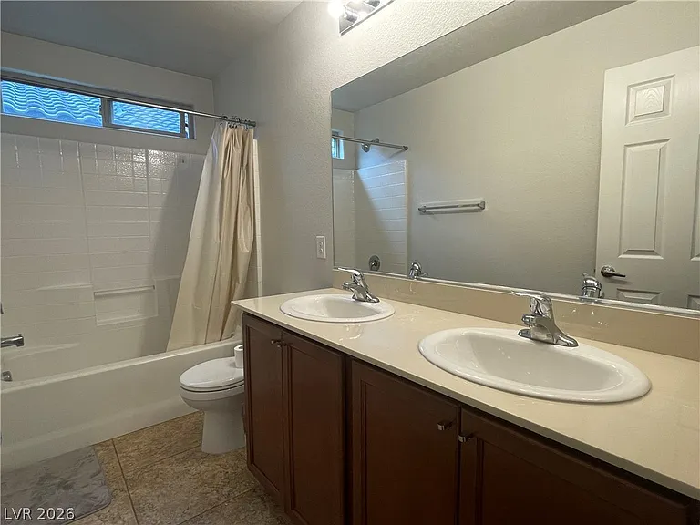 4 Ladasa Ct — Photo 25