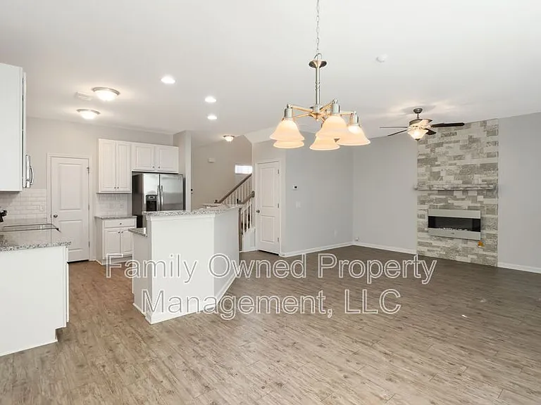 8968 Cat Tail Pond Rd — Photo 13