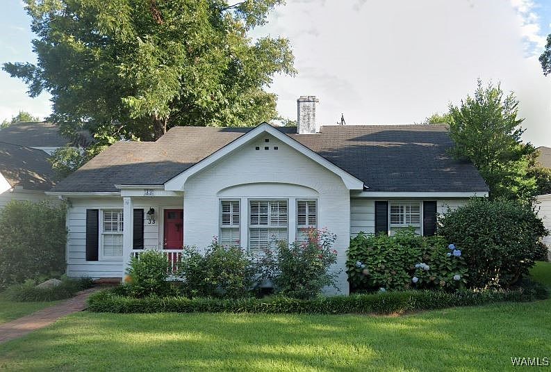 1st image of 33 University Cir