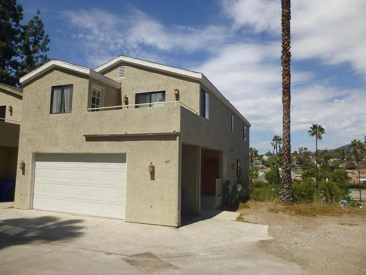 Exterior - 5117 73rd St