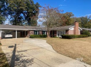 205 N Pine St, Brewton, AL 36426
