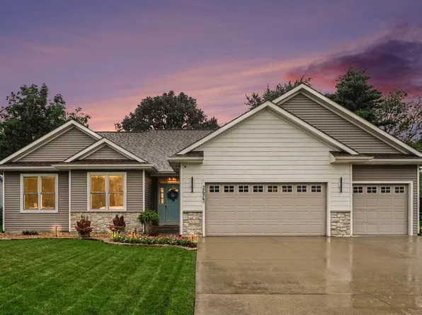 2674 Avalon Woods Dr, Portage, MI 49024