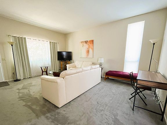 3rd image of 929 S Fremont St #929