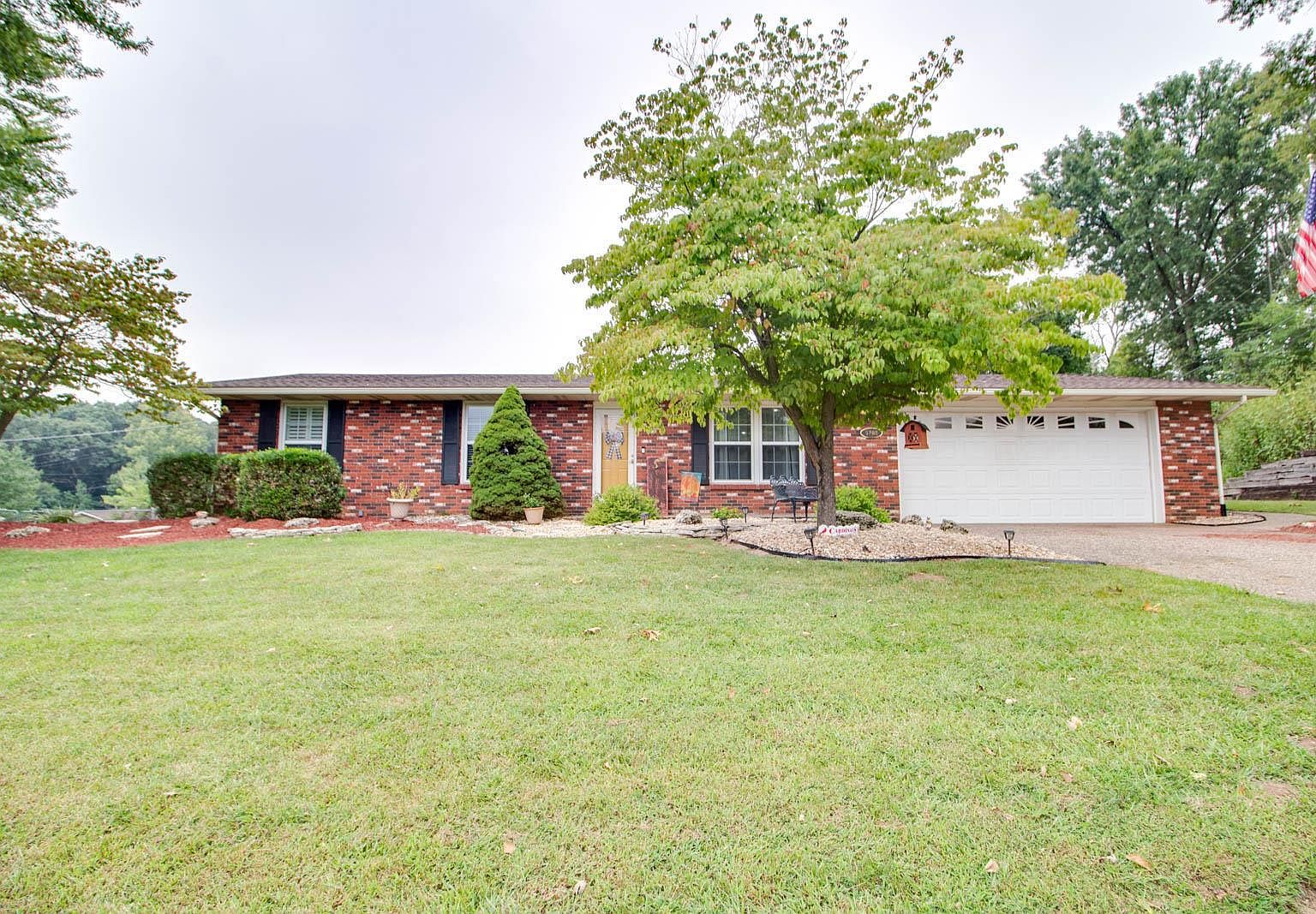 5208 Roach Rd, Godfrey, IL 62035 Zillow