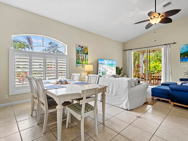 7085 SE Cricket Ct — Photo 8