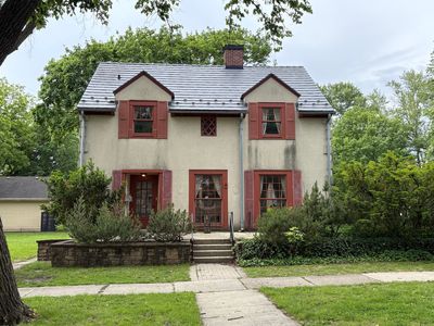 128 W 8th Ave, Naperville, IL, 60563