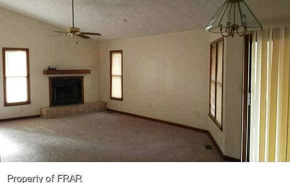 2nd image of 3216 Varrene St