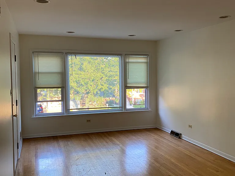 3734 Ridgeland Ave #2 — Photo 4
