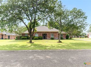1806 Chisholm Trl, Salado, TX 76571