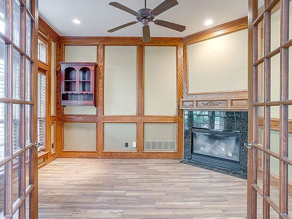 5th image of 163 Oakcrest Hills Dr