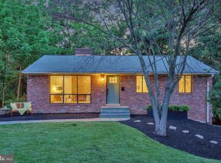 5407 Ives Pl, Springfield, VA 22151