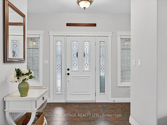 2nd image of 134 Mitchell Cres