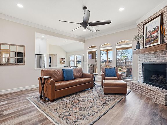 4th image of 6812 Wild Stallion Rd